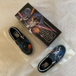 Rare Star Wars Slip-On Vans Size 4.5
